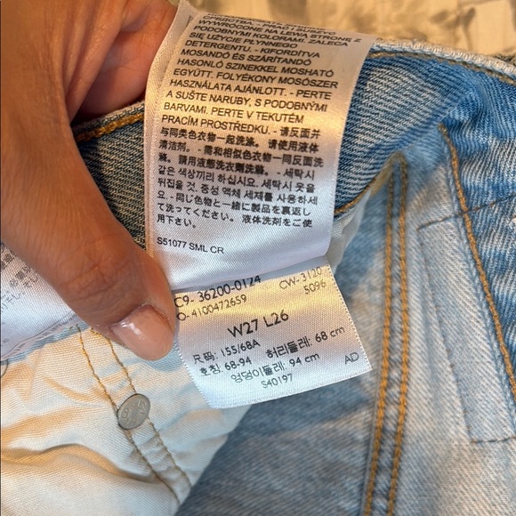 Levi's Blue Straight Jeans with Classic Style - Picture 2 of 6